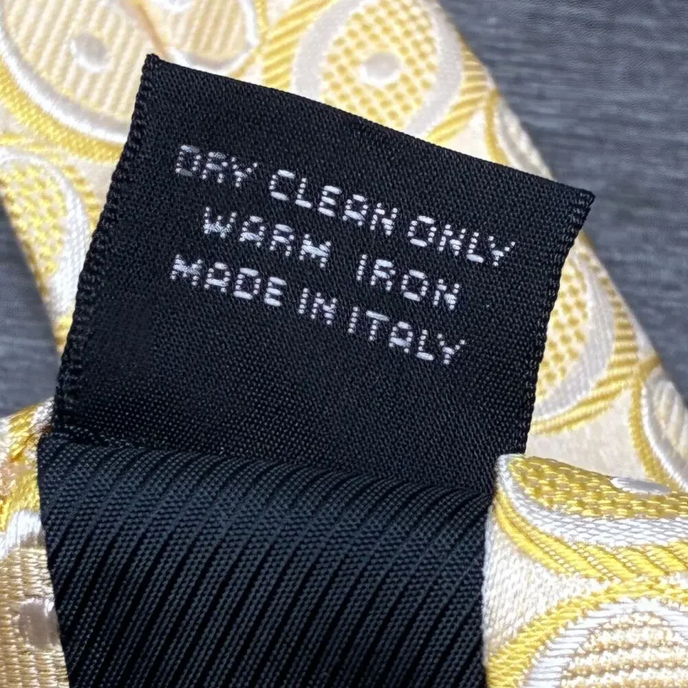 Zegna 100% Silk Tie Made in Italy Gold Cream Geometric 3.5